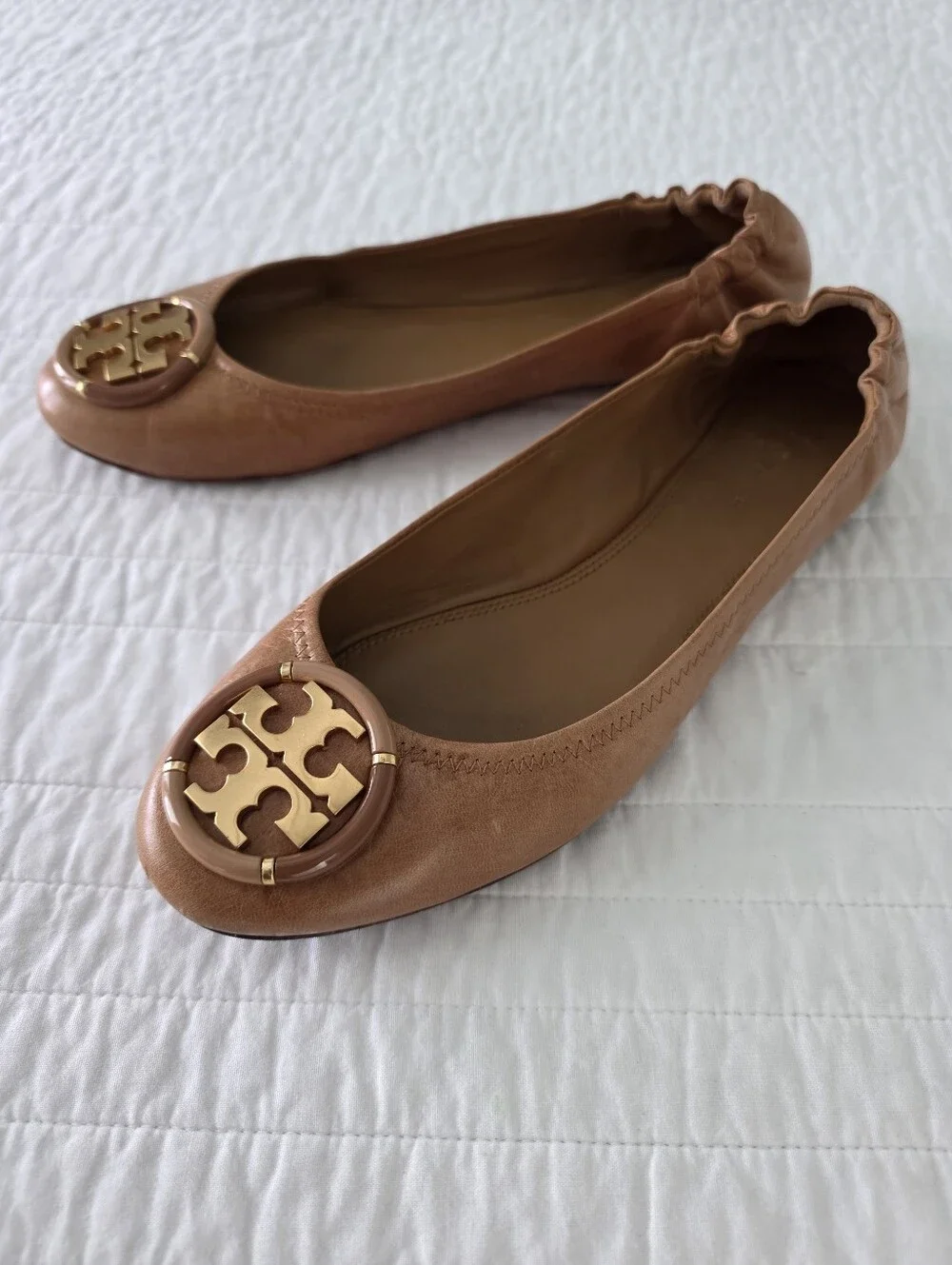 Tory Burch Multi Logo Tan Leather Reva Ballet Flats Size 9
